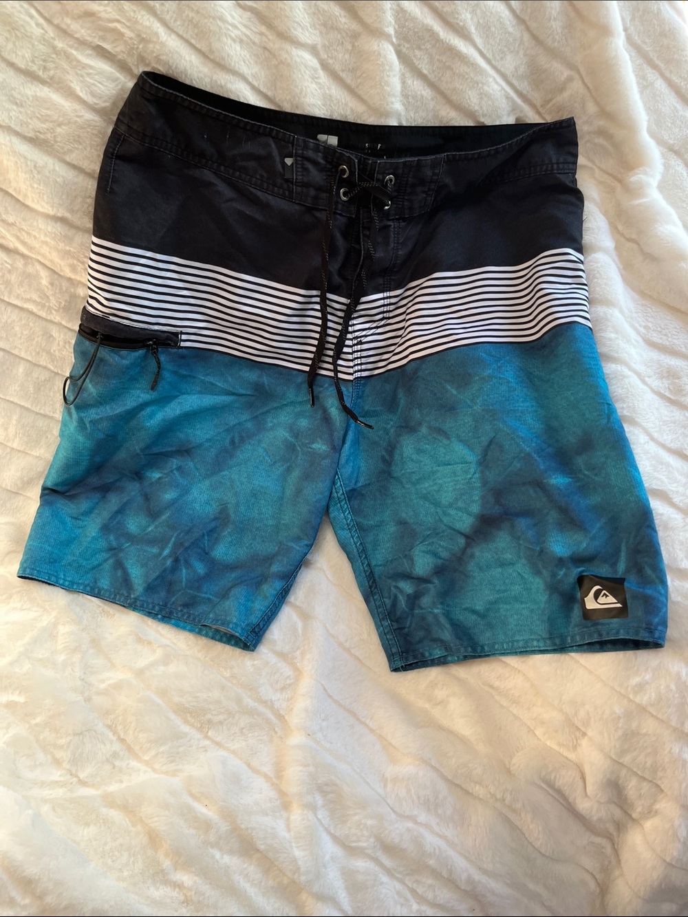 Quiksilver Men’s Black, White & Blue Striped Boardshorts